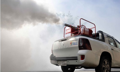 BM mantém cronograma de combate ao Aedes aegypti com carro fumacê